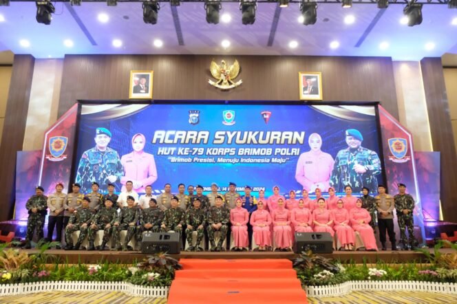 
					Pimpin Syukuran HUT ke-79, Irjen M Iqbal: Brimob Sahabat Masyarakat