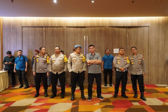 
					LAGI, POLDA RIAU SUKSES AMANKAN KAMPANYE TERBUKA DEBAT PUBLIK PILKADA 2024