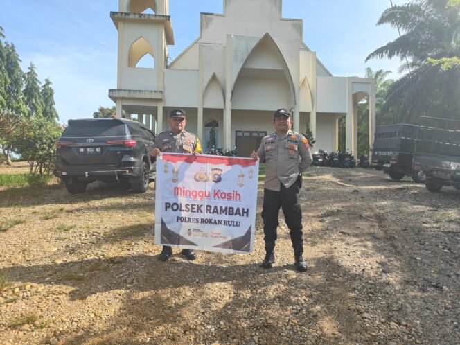 
					Polsek Rambah Laksanakan Pengamanan Ibadah Minggu di Gereja-Gereja Rokan Hulu