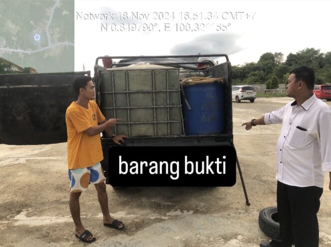 
					Polres Rokan Hulu Ungkap Kasus Penyalahgunaan Pengangkutan Dan Niaga BBM Jenis Pertalite