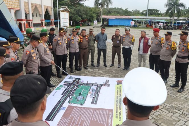 
					OMP-LK24, Apel Persiapan Pengamanan Kampanye Akbar Paslon Bupati Dan Wakil Bupati Kabupaten Rokan Hulu No. Urut 03