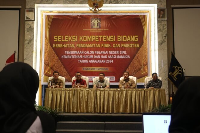 
					Tahapan SKB CPNS 2024 Dimulai, Kakanwil Kemenkumham Riau Pantau Langsung Hari Pertama