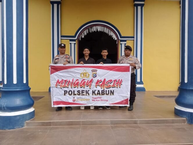 
					Kapolsek Kabun Gelar Patroli Minggu Kasih di Tempat Ibadah