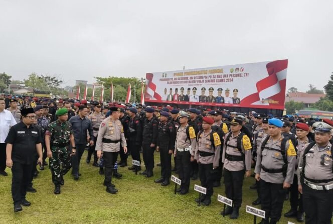 
					DANREM 031/WIRA BIMA HADIRI UPACARA KEBERANGKATAN PERSONEL PENGAMANAN TPS DAN OPERASI MANTAP PRAJA LANCANG KUNING 2024