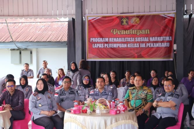 
					Sukseskan Rehabilitasi, Kakanwil Kemenkumham Riau Berharap Warga Binaan Lapas Perempuan Pekanbaru Berubah