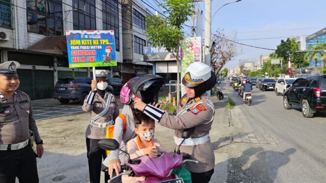 
					Melalui Kampanye Keselamatan Berlalu Lintas, Ditlantas Polda Riau Ajak Masyarakat Tertib Berlalu Lintas & Tingkatkan Kamtibmas.