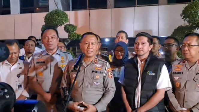 
					Persiapan Nataru 2024, Kakorlantas Polri Tinjau Jalur Merak Hingga Ketapang