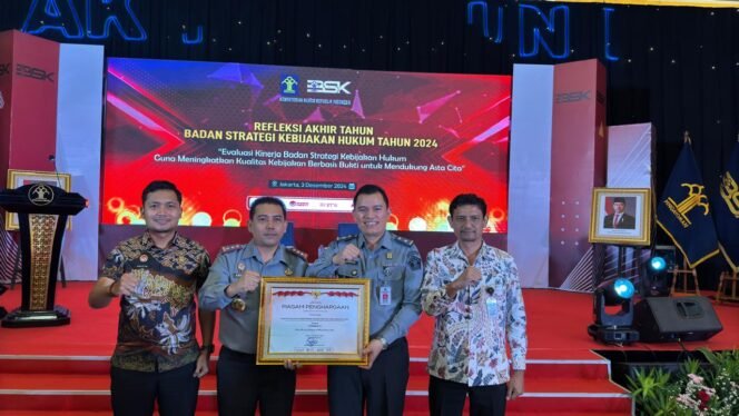 
					*BSK Hukum Refleksi Akhir Tahun, Perkuat Kebijakan Hukum Berbasis Bukti*
