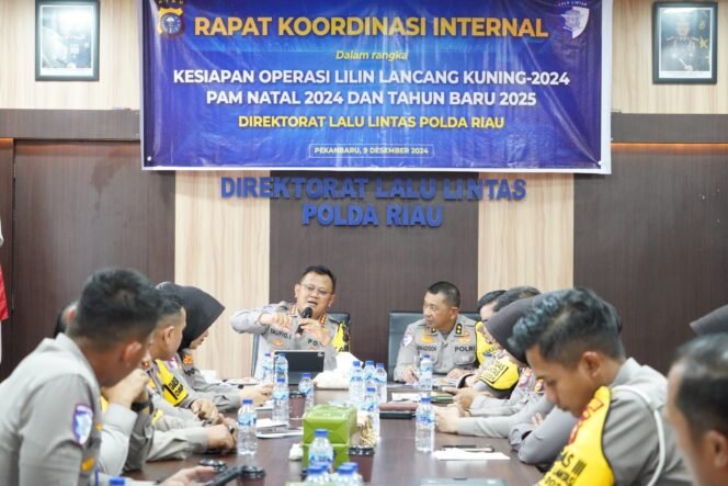 
					Jelang Naturu 2024 – 2025 Dirlantas Pimpin Rapat  Koordinasi Internal Bersama Kasat Lantas Jajaran