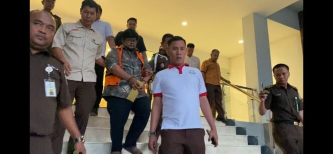 
					Kajati Riau Tetapkan Dua Tersangka Dugaan Korupsi Penyimpangan Dana Hibah Di PMI Provinsi Riau Tahun Anggaran 2019-2022