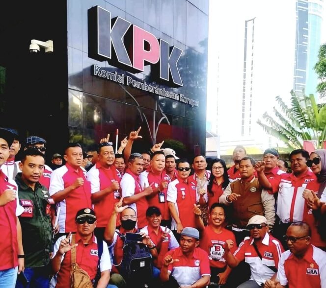 
					LSM LIRA Desak KPK dan Kejagung Periksa Direksi BNI Terkait Penyaluran Kredit ke MTH RP.600 Milyar Bermasalah