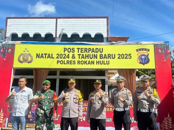 
					Wakapolres Rokan Hulu Tinjau Pos Terpadu Jembatan Ujung Batu, Tekankan Kesiapan Operasi Lilin Lancang Kuning 2024.