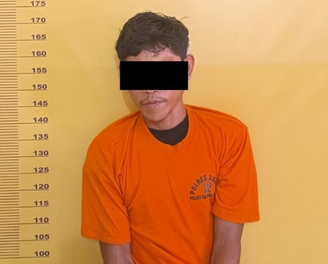 
					Sempat Dihajar Massa, Pelaku Pencurian di Toko Onderdil Diamankan Polsek Rambah Samo.