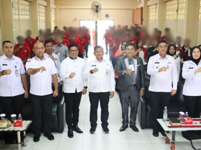 
					Kado Dihari Natal, 115 Warga Binaan Lapas Pekanbaru Terima Remisi Khusus