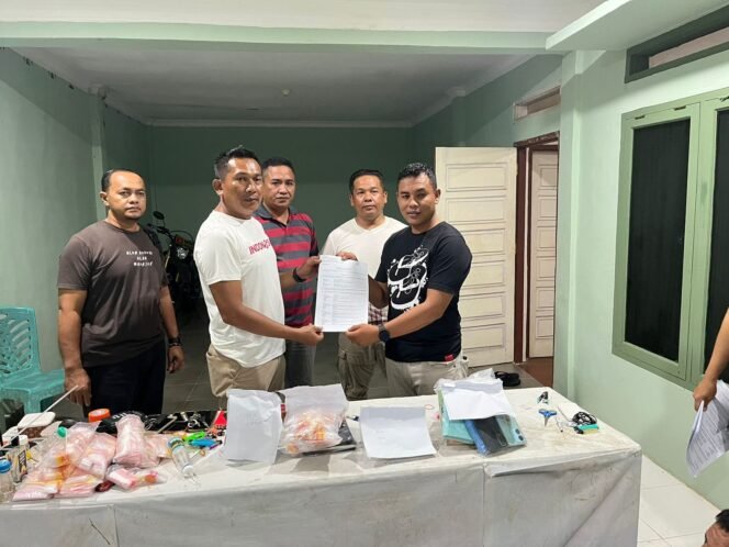 
					Terkait Penggerebekan Tempat Peredaran Narkoba Serta Diamankan 12 Orang TNI Di Rohul