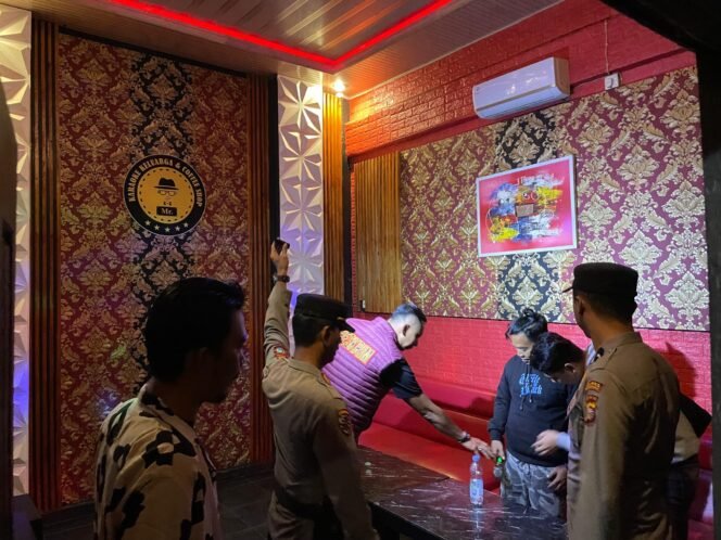 
					Polres Rokan Hulu Gelar Patroli Blue Light Skala Besar Untuk Ciptakan Keamanan Dan Ketertiban Ditengah Masyarakat