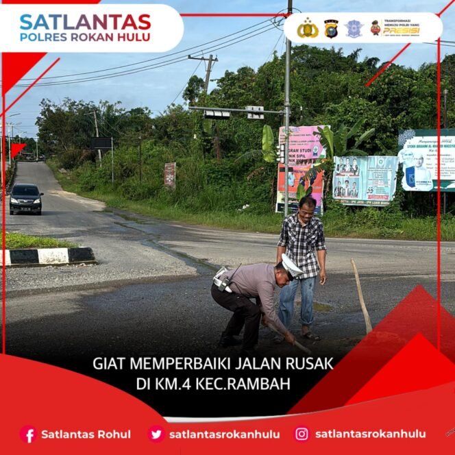 
					Polres Rokan Hulu Perbaiki Jalan Rusak Demi Kenyamanan Masyarakat