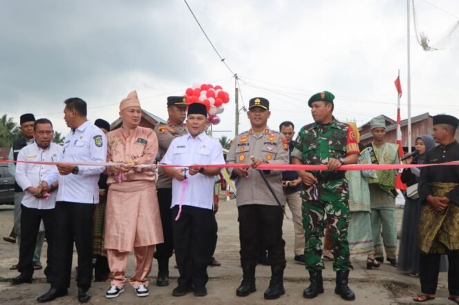 
					Peresmian Kampung Bebas Narkoba 2025 Di Desa Rambah Hilir, Rokan Hulu Langkah Nyata Menuju Generasi Bersih.