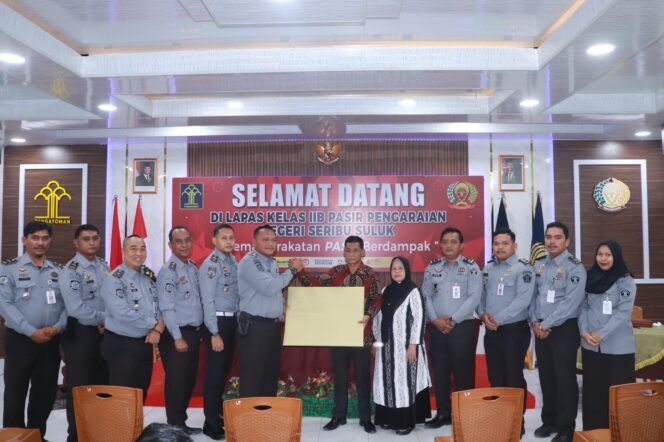 
					Penuh Haru, Lapas Pasir Pangaraian Gelar Pelepasan Purna Tugas Pegawai.