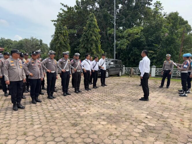 
					Rapat Paripurna DPRD Rokan Hulu tetapkan Paslon Anton Poti Sebagai Bupati dan Wakil Bupati Terpilih 2024