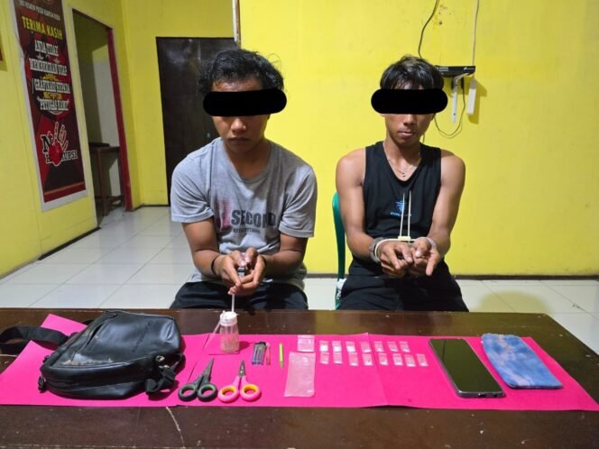 
					Polsek Kuantan Mudik Ungkap Peredaran Sabu, Dua Tersangka Diamankan.