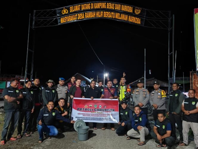 
					Polsek Rambah Hilir Gelar KRYD Bersama Satgas Kampung Bebas Narkoba, Amankan 20 Liter Tuak.