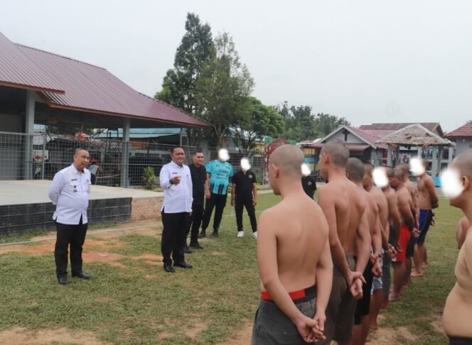 
					Lapas Kelas IIB Pasir Pangaraian Berikan Sosialisasi Mapenaling bagi Tahanan Baru