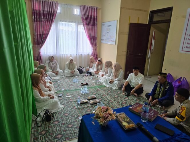 
					Polsek Pangean Gelar Pengajian dan Ceramah Agama Sambut Ramadhan 1446 H