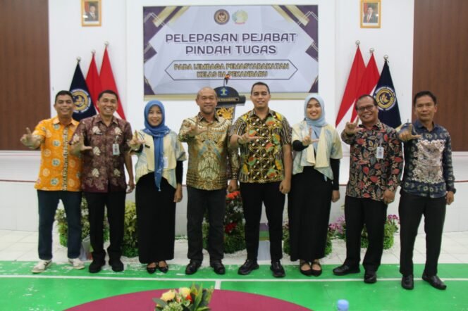 
					Lapas Kelas IIA Pekanbaru Gelar Pelepasan Dua Pejabat yang Mendapatkan Promosi Jabatan