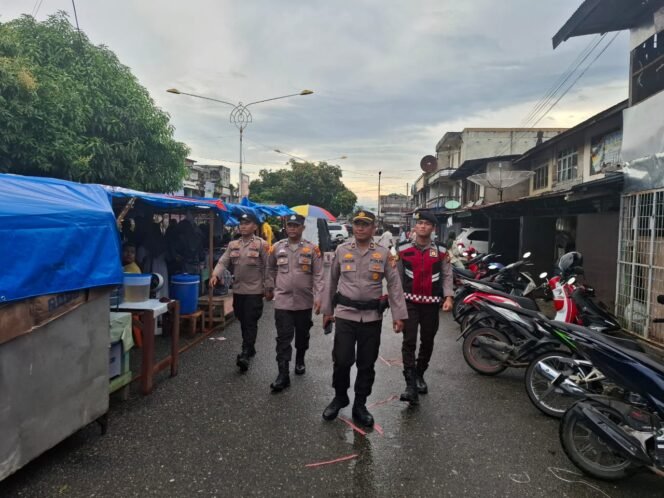 
					Polres Rohul Amankan Pasar Ramadhan, Wujudkan Situasi Kondusif Selama TRLK-25.