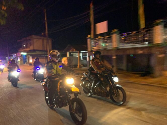 
					Polres Rohul Gelar Patroli Himbauan Sahur untuk Jaga Kamtibmas Selama Ramadan