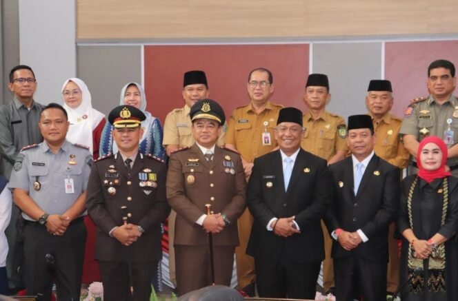 
					Kalapas Pasir Pangaraian Hadiri Sertijab Bupati dan Wakil Bupati Rokan Hulu Periode 2025-2030