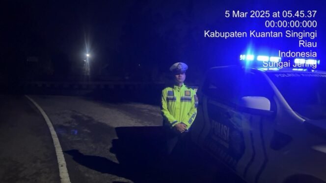 
					Sat Lantas Polres Kuansing Gelar Patroli Subuh, Cegah Balap Liar dan Kejahatan Jalanan di Bulan Ramadhan.