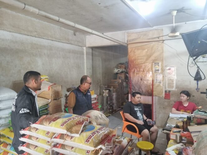 
					Polres Dumai Pantau Harga dan Ketersediaan Bahan Pokok, Pastikan Stabilitas Selama Ramadhan.