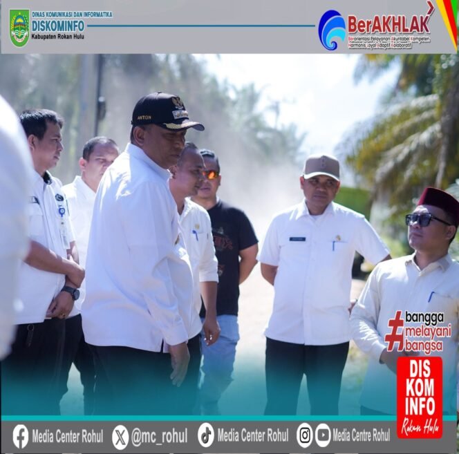 
					Bupati Rohul Anton S.T, MM Tinjau Perbaikan Jembatan Penghubung Di Kota Lama.