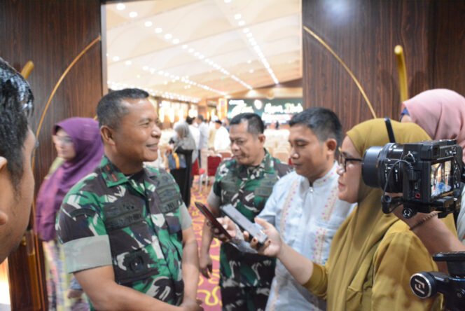 
					Danrem 031/Wira Bima Bantah Keras Tuduhan Peresmian Tambang Ilegal: Tegaskan Laporan Hoax dan Tempuh Jalur Hukum