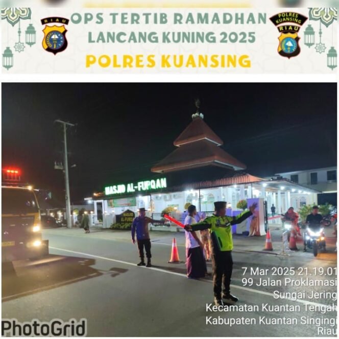 
					Sat Lantas Polres Kuansing Gelar Patroli Blue Light, Jaga Keamanan dan Kelancaran Ibadah Tarawih.