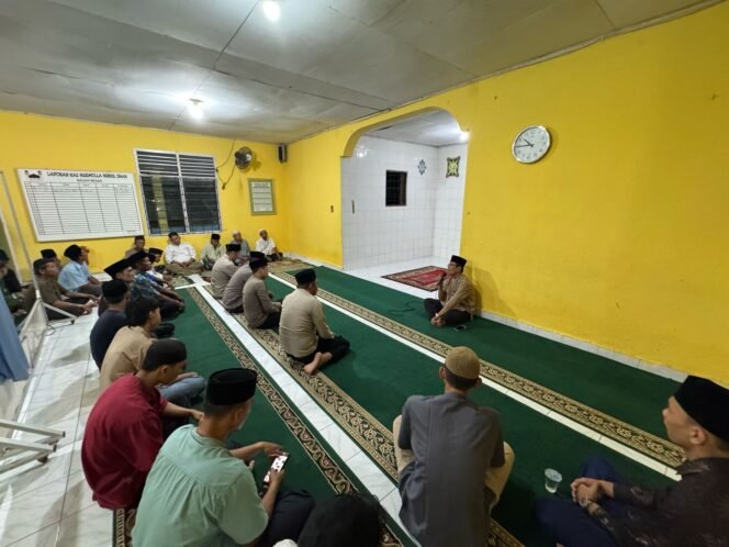
					Safari Ramadhan Polsek Bukit Kapur: Menjalin Kebersamaan dan Menyemai Kedamaian di Bulan Suci