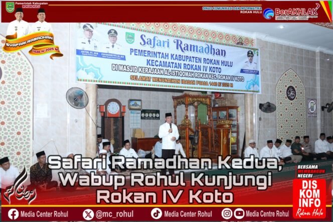 
					Wabup Syafaruddin Poti Safari Ramadan di Rokan IV Koto, Serahkan Berbagai Bantuan.