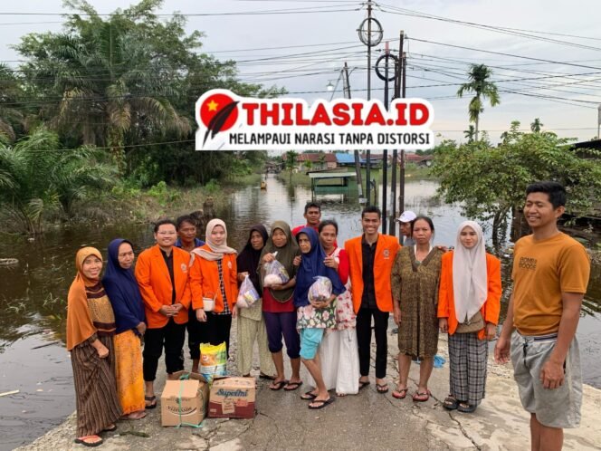 
					Ketika Sungai Meluap, BEM STIE Riau Hadir: Kepedulian Mengalir, Riau Harus Bangkit.