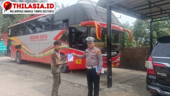 
					BKO Lantas Polsek Kunto Darussalam Edukasi Pemudik: Selamat di Jalan, Nyaman di Kampung Halaman.