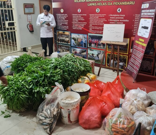 
					Pastikan Makanan Sehat dan Bergizi, Lapas Pekanbaru Perketat Pengawasan Bahan Pangan.