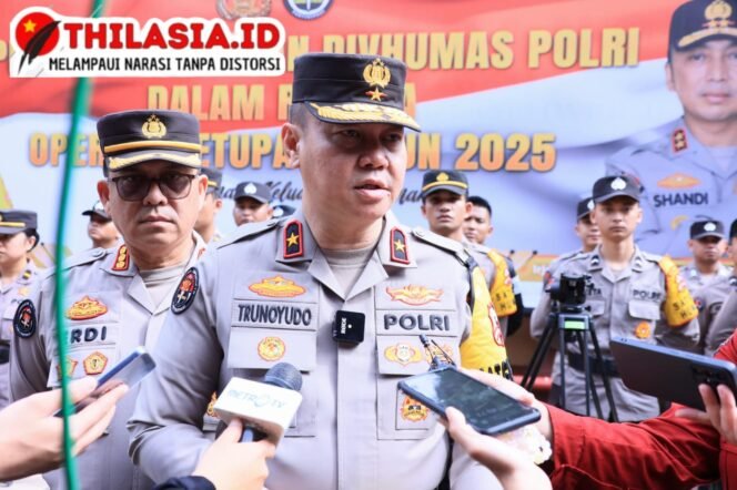 
					Satgas Humas Operasi Ketupat 2025 Siap Amankan Mudik, Fokus Kelancaran dan Kenyamanan.