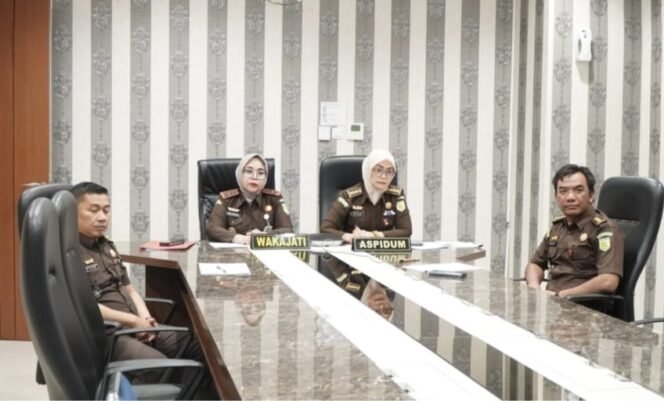 
					Dua Perkara Dihentikan: Restorative Justice Wujudkan Harmoni dan Pemulihan.