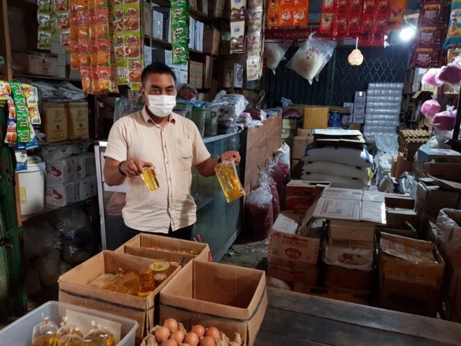
					Polresta Pekanbaru dan Disperindag Awasi Minyakita: Pastikan Volume dan Harga Sesuai Standar