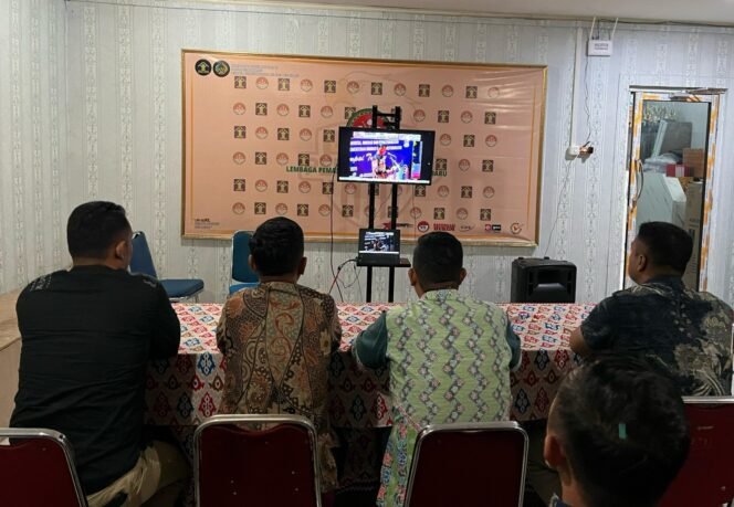 
					Lapas Pekanbaru Ikuti Apel Pelepasan Mudik, Wujudkan Perjalanan Aman di Hari Kemenangan.