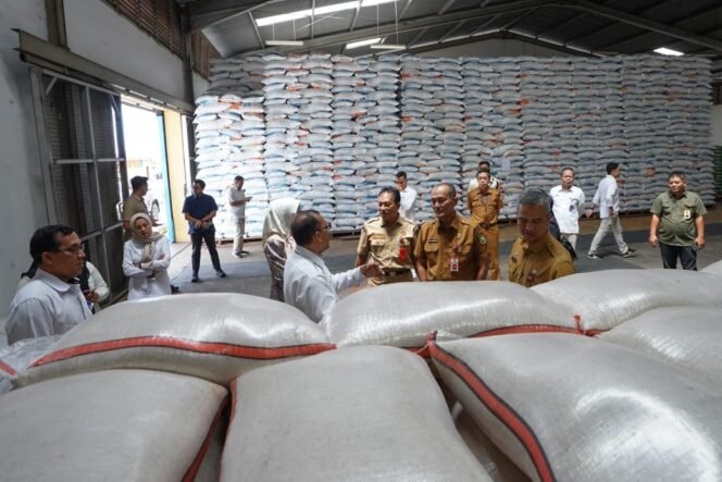 
					Kabar APBD Riau Defisit ‘Makin Kesini Makin Kesana’, Pj Sejda Akhirnya Buka Suara.