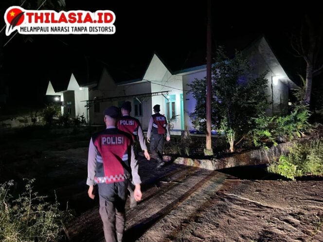 
					Gelar Patroli Ketat, Polisi Amankan Rumah Dipemukiman Warga Yang Ditinggal Mudik Lebaran.