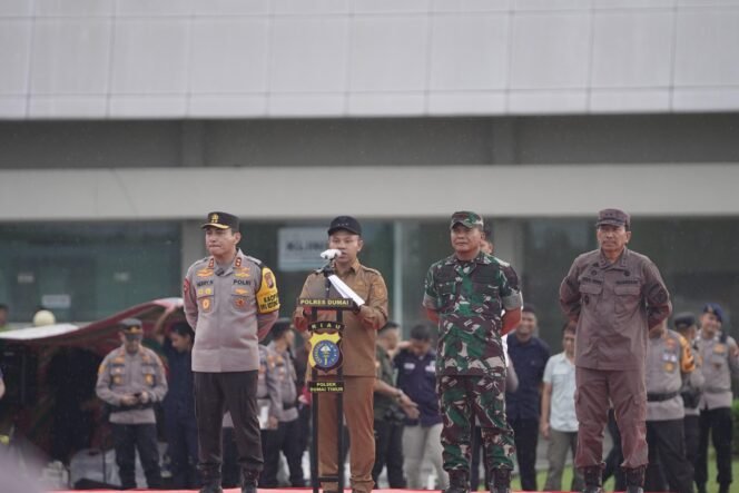 
					Cegah Karhutla, Danrem 031/WB dan Kapolda Riau Hadiri Apel Kesiapsiagaan di Dumai.
