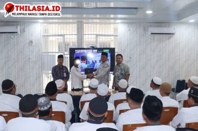 
					Idul Fitri 1446 H, 677 Wbp Lapas Pasir Pangaraian Terima Remisi, 1 Orang Langsung Bebas.